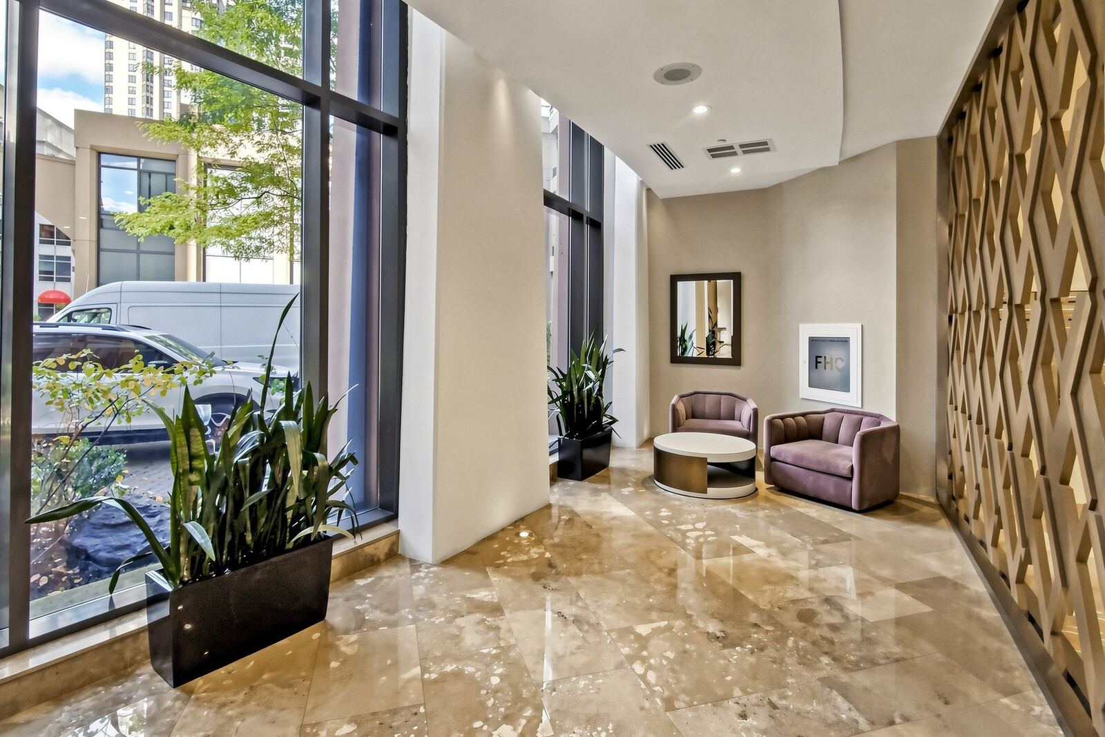15 Northtown Way photo 3