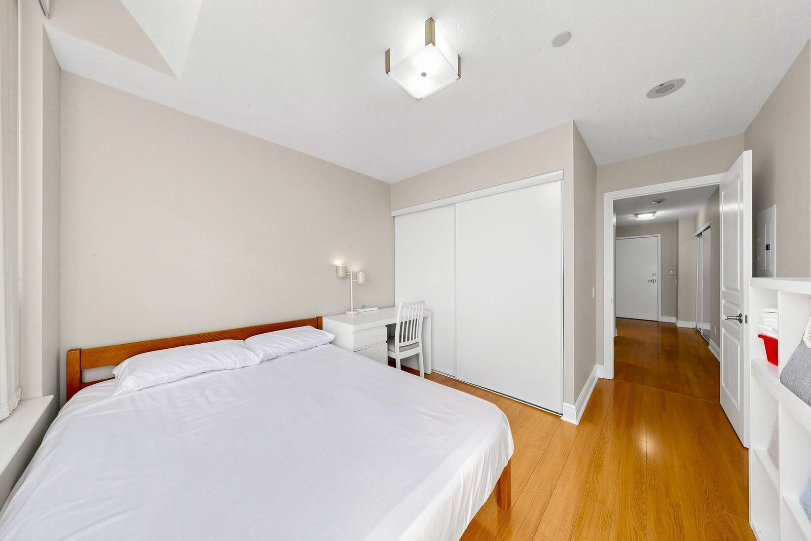 15 Northtown Way photo 28