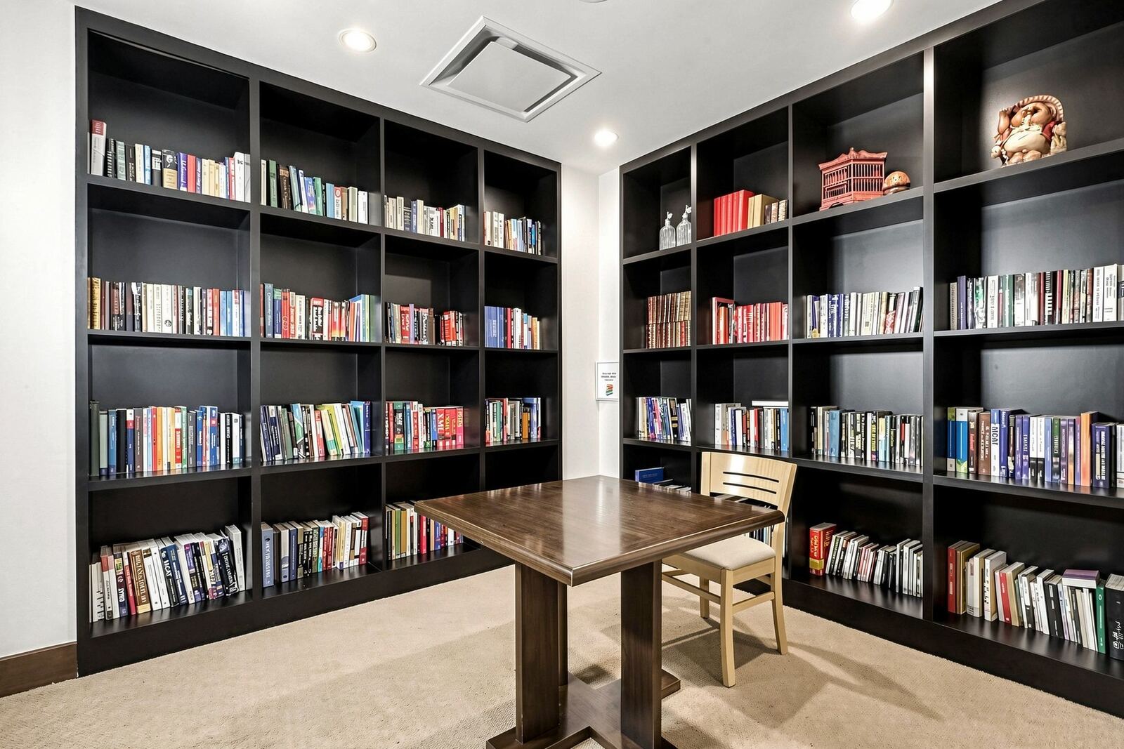15 Northtown Way photo 44
