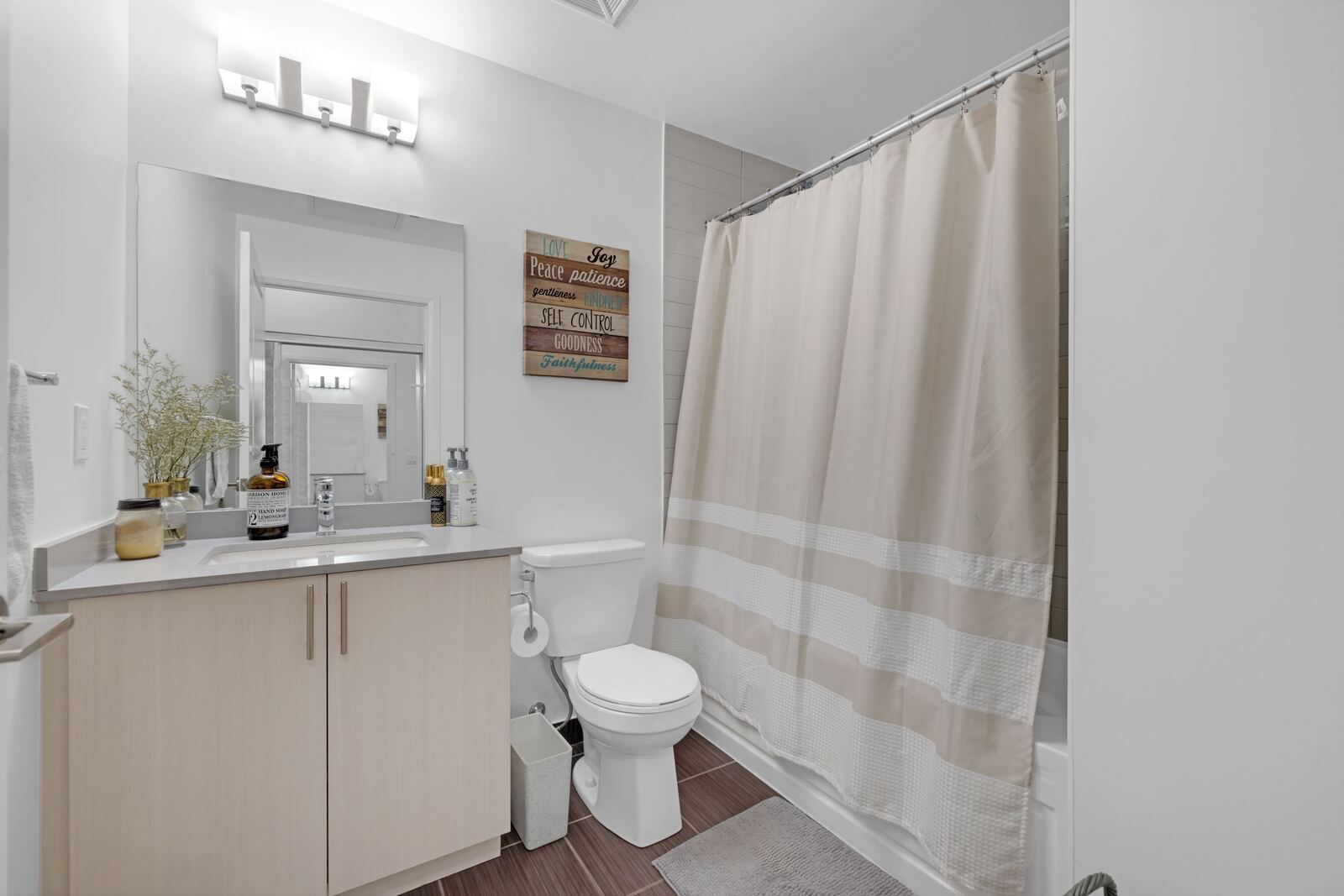 3121 Sheppard Avenue E photo 21