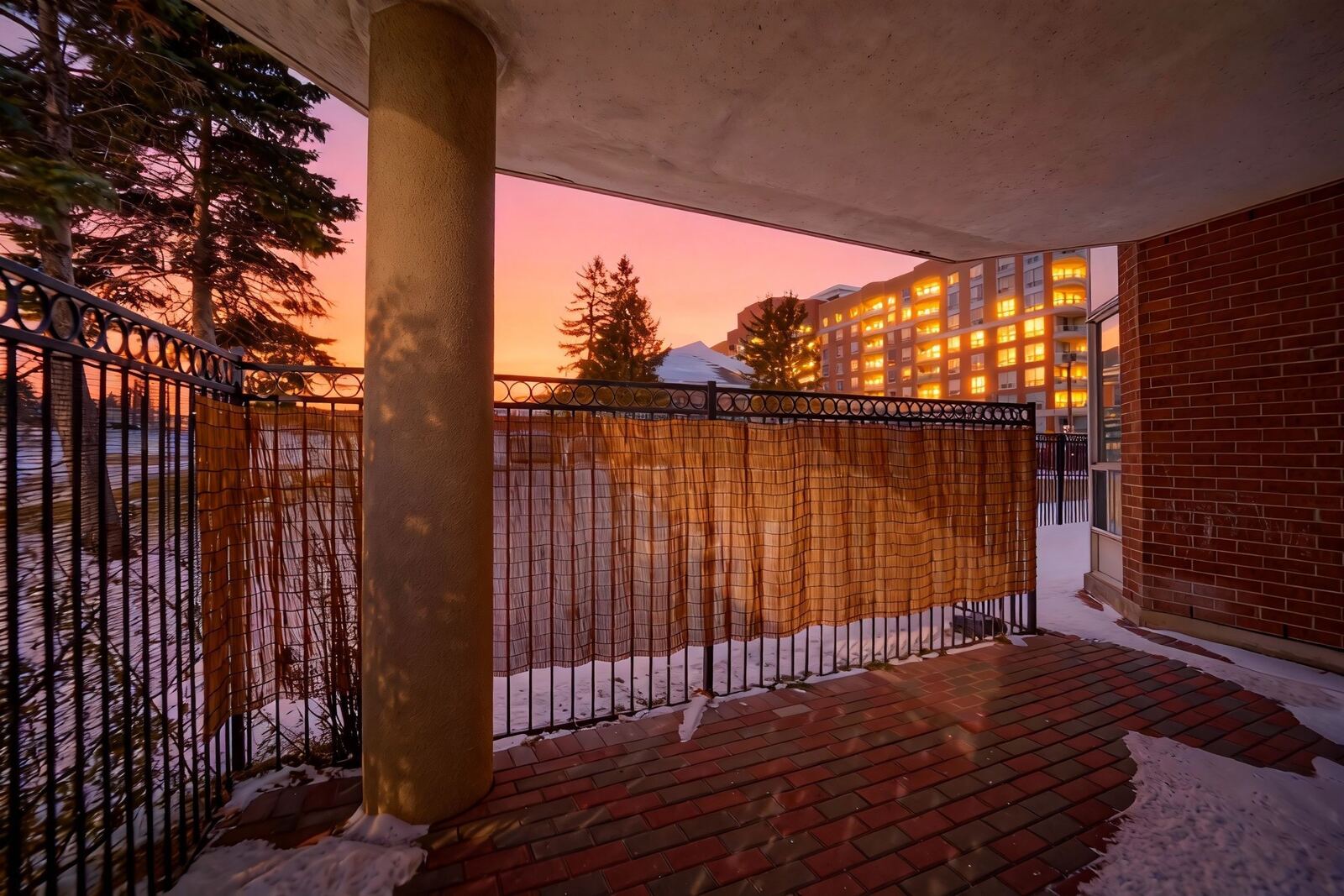 410 McLevin Avenue photo 8
