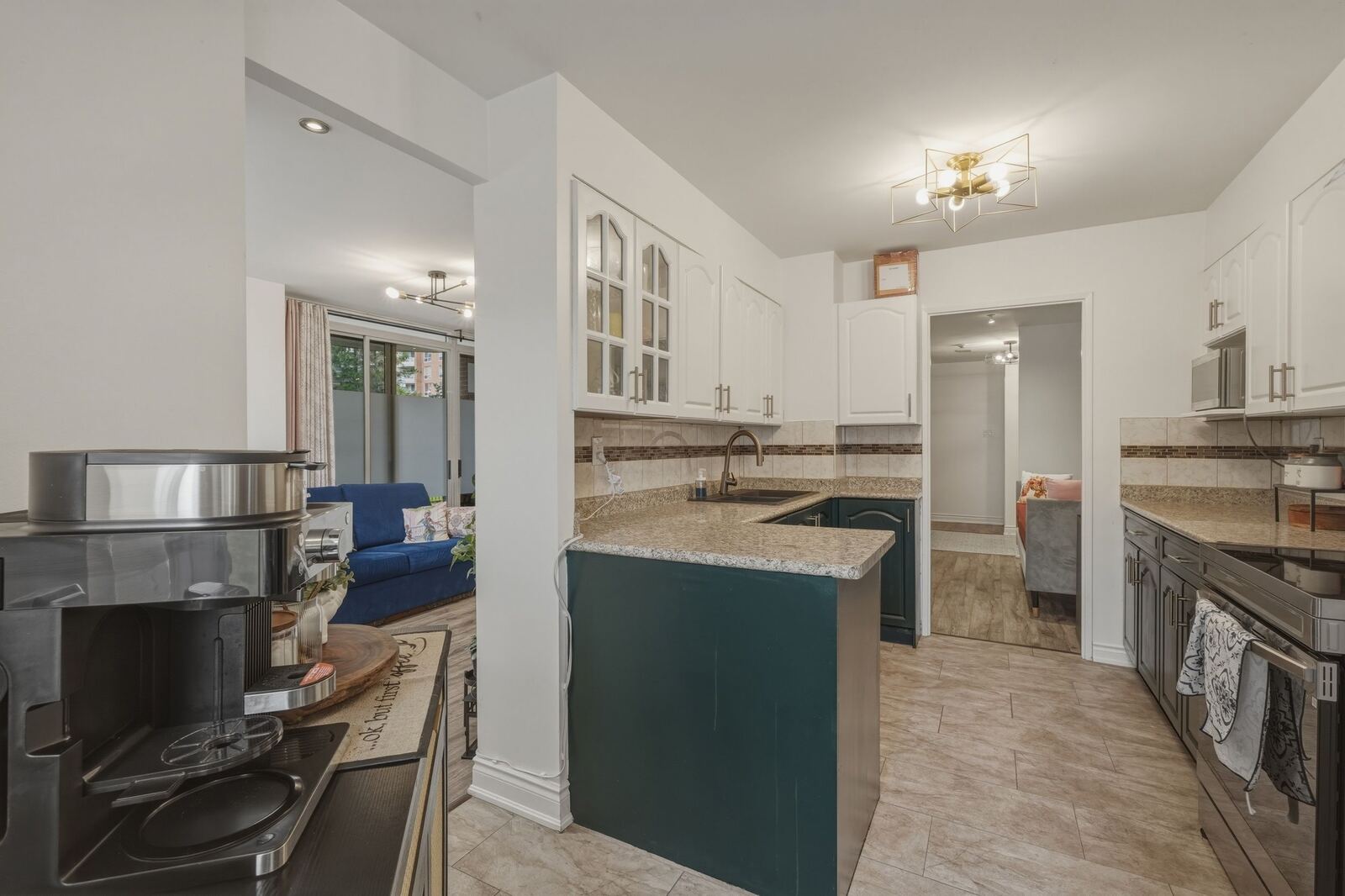410 McLevin Avenue photo 41