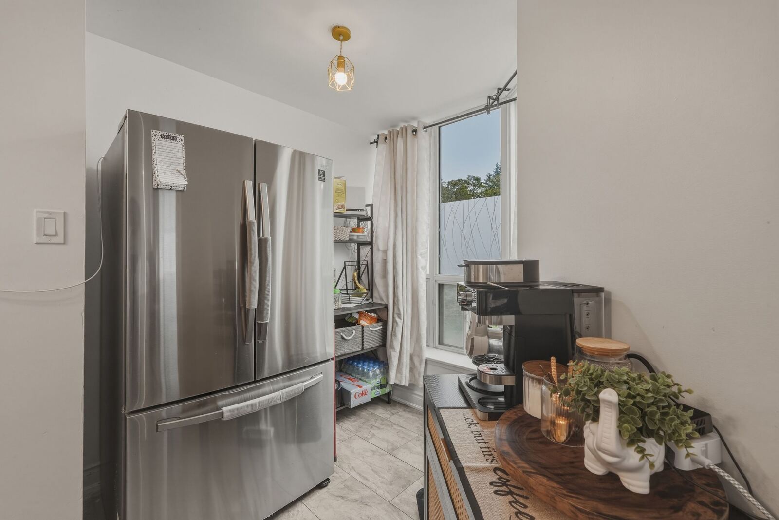 410 McLevin Avenue photo 43