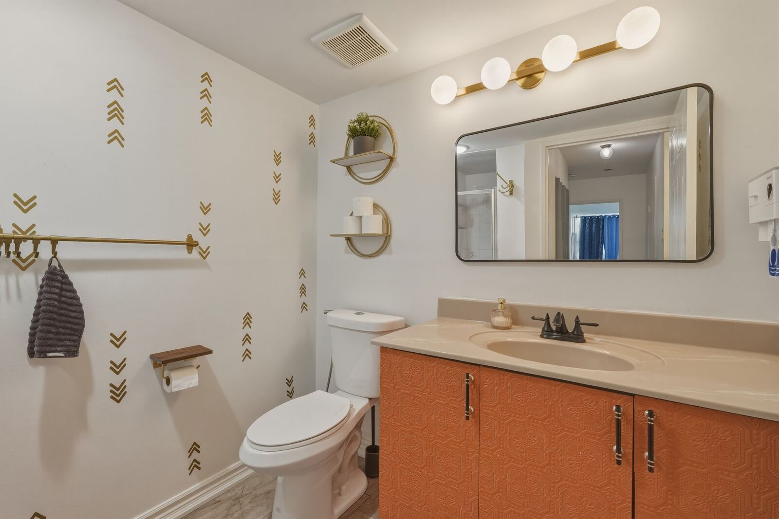410 McLevin Avenue photo 50