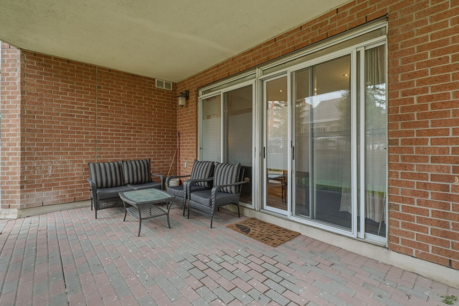 410 McLevin Avenue photo 69