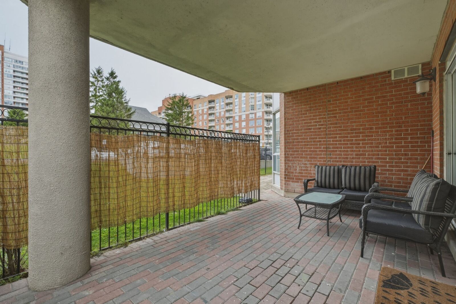 410 McLevin Avenue photo 70