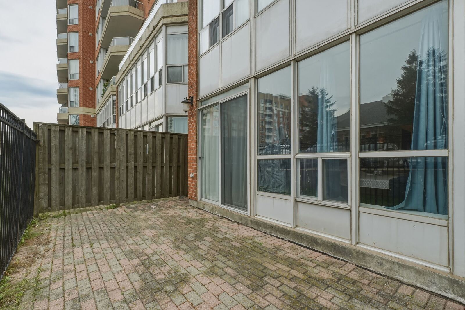 410 McLevin Avenue photo 71