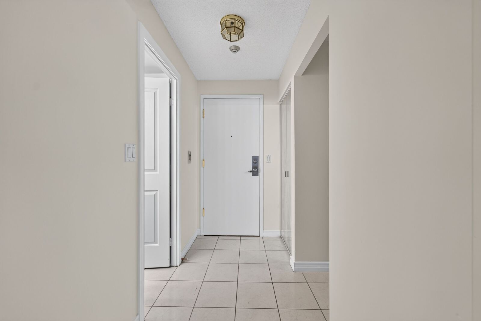 68 Corporate Drive photo 13