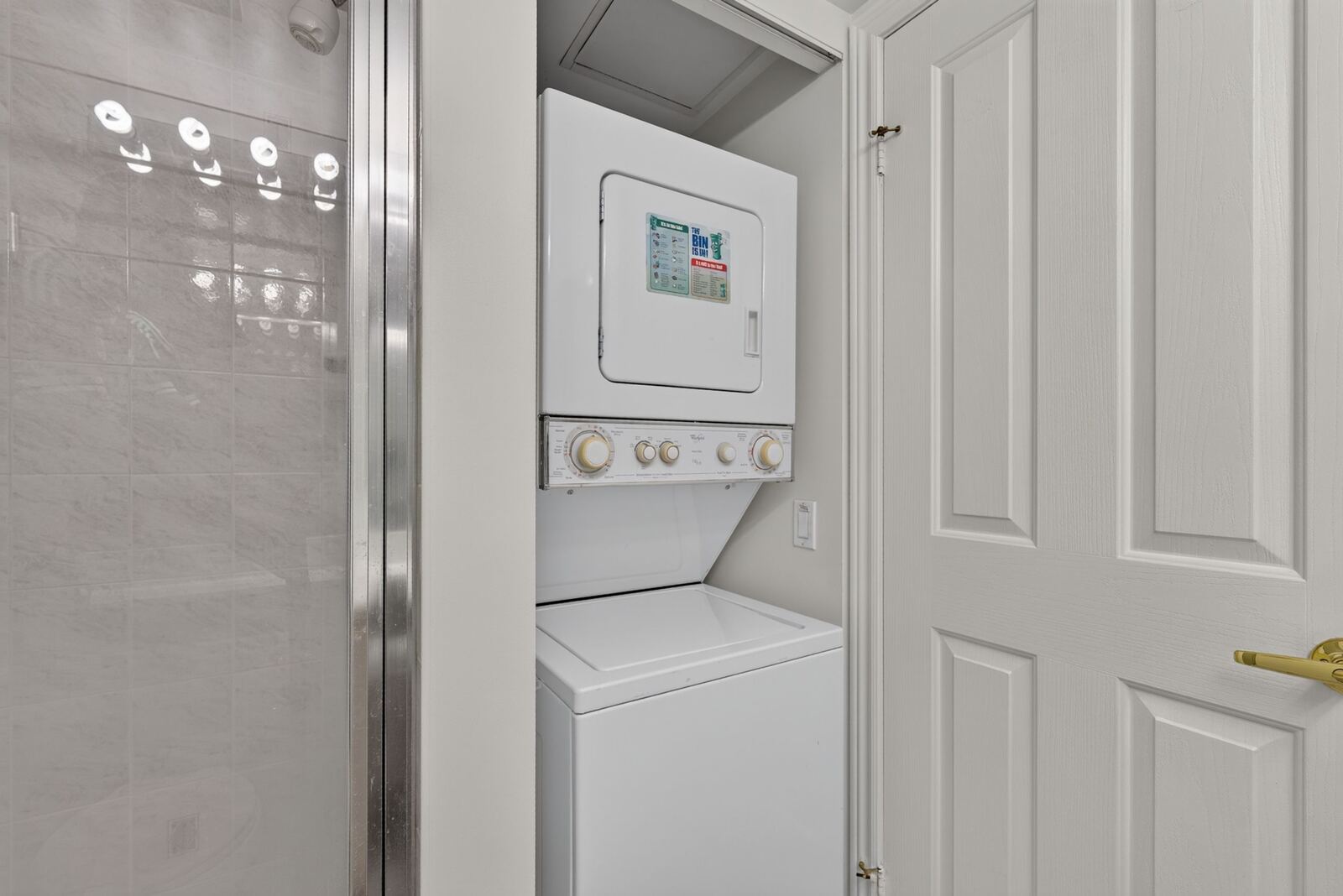 68 Corporate Drive photo 18