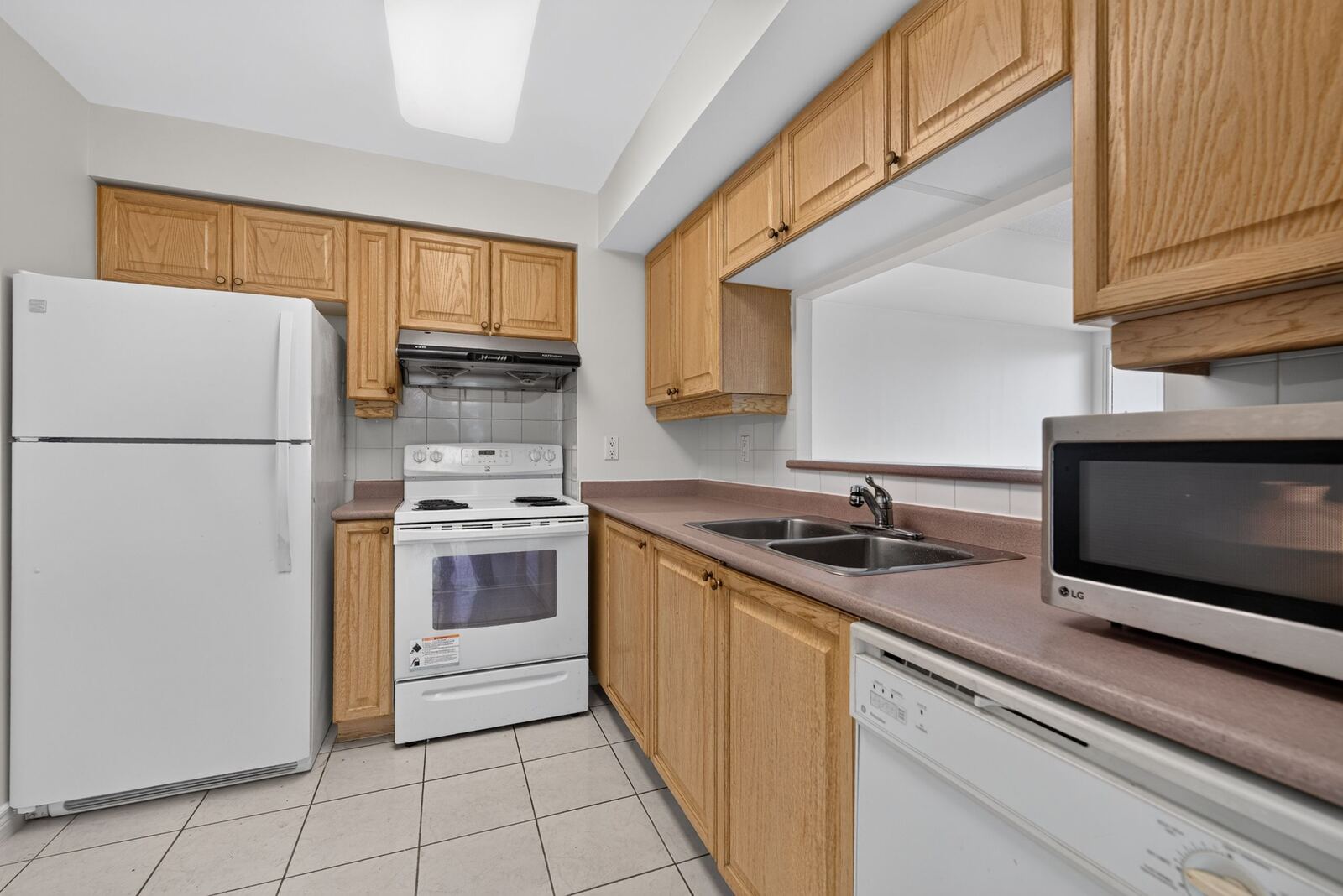 68 Corporate Drive photo 21