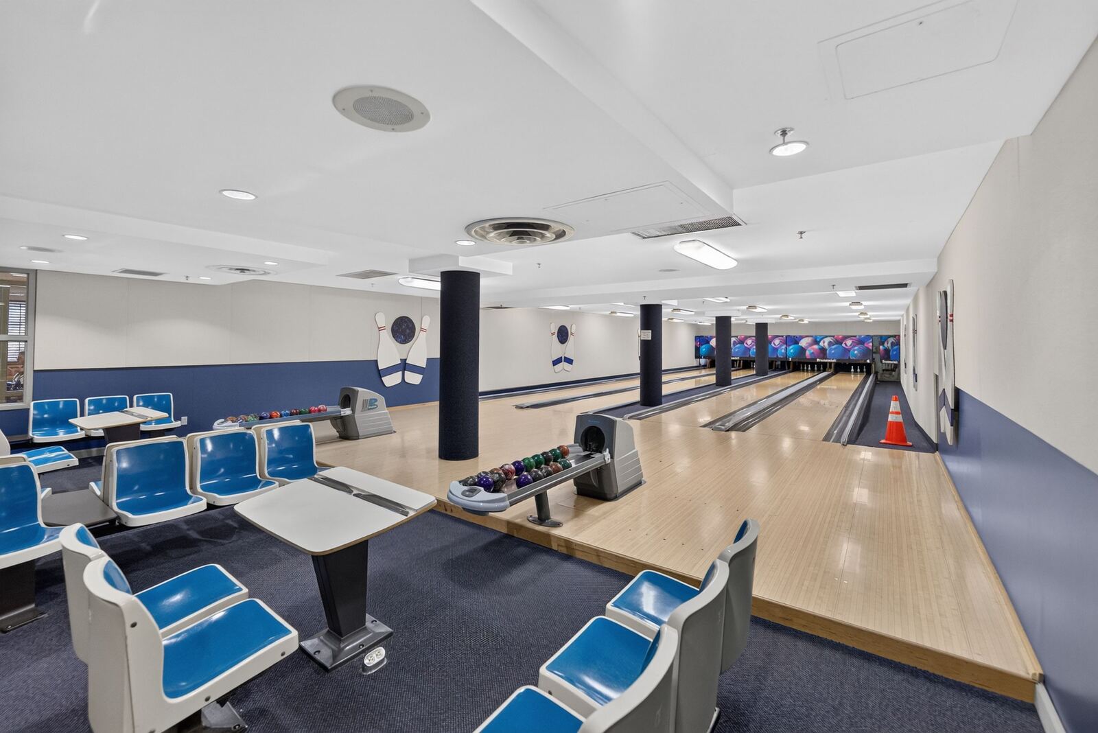 68 Corporate Drive photo 32