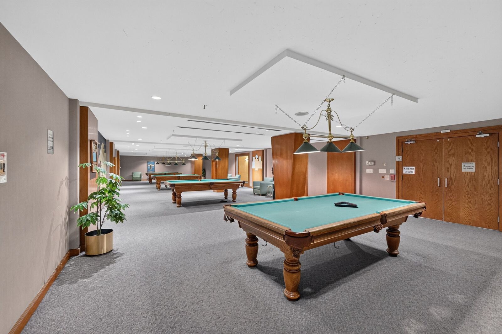 68 Corporate Drive photo 34