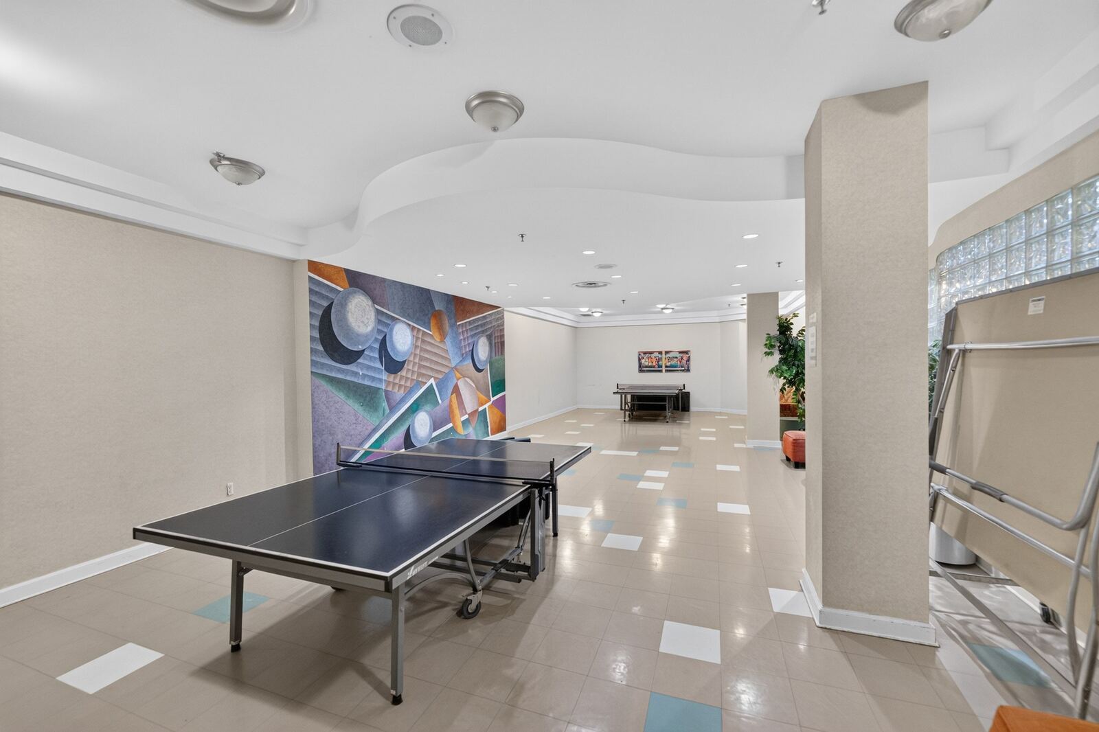 68 Corporate Drive photo 36