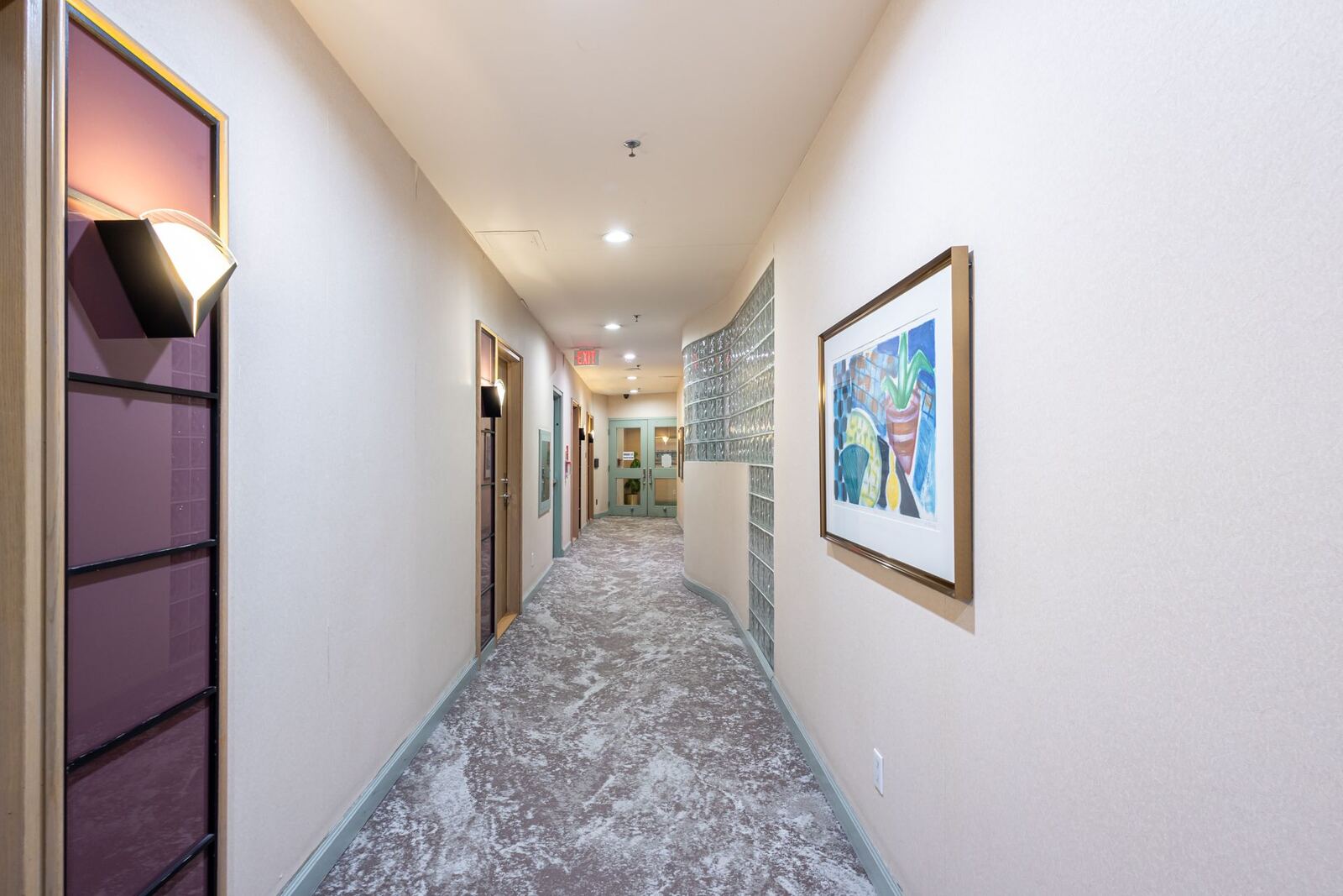 88 Corporate Drive photo 22