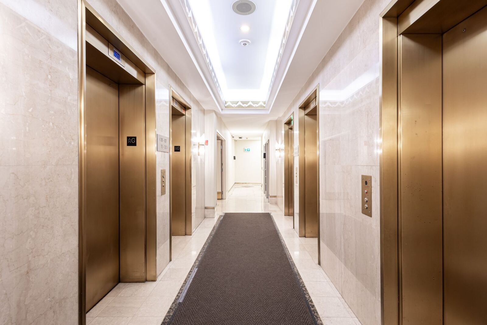 88 Corporate Drive photo 28