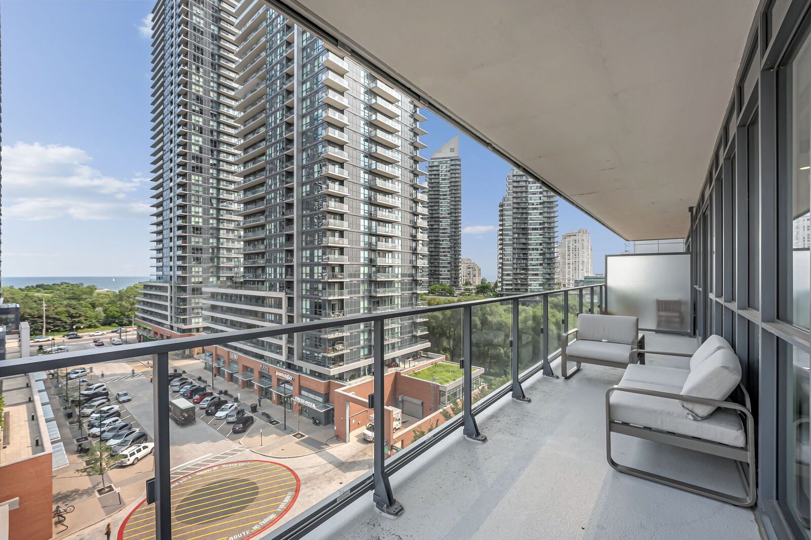 10 Park Lawn Road photo 27