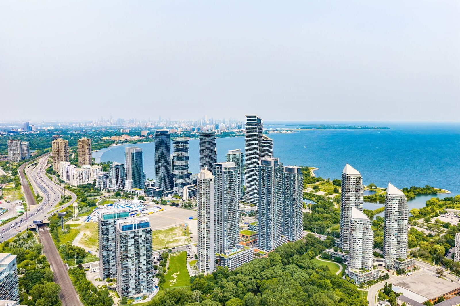 10 Park Lawn Road photo 45
