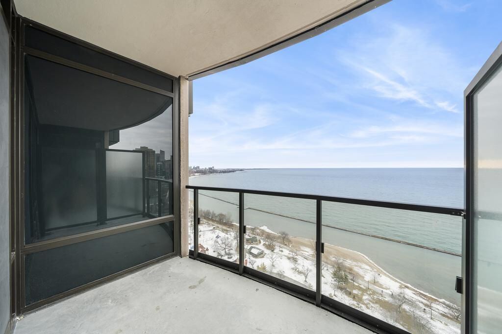 1928 Lake Shore Boulevard W photo 28