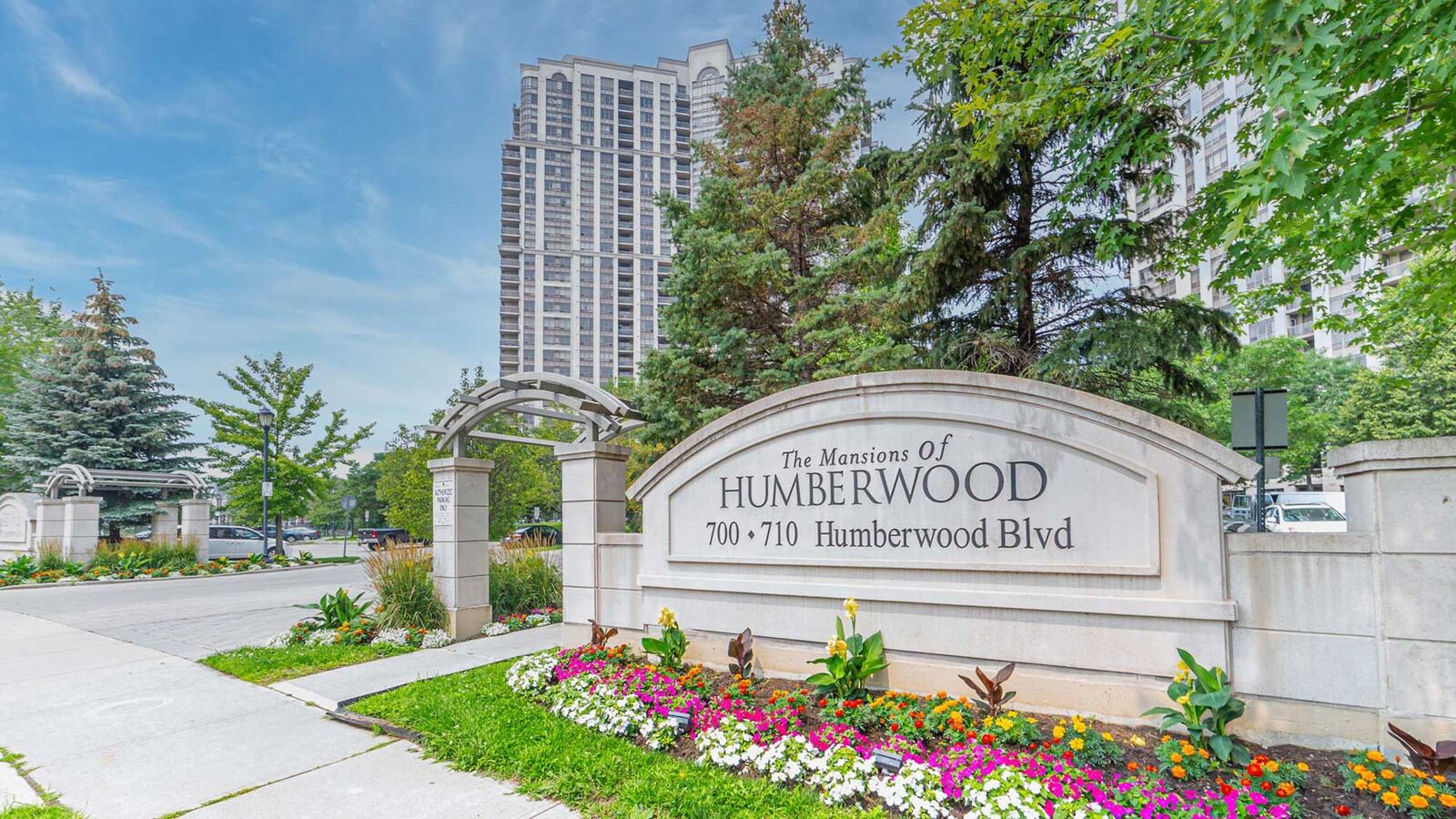 710 Humberwood Boulevard photo 7
