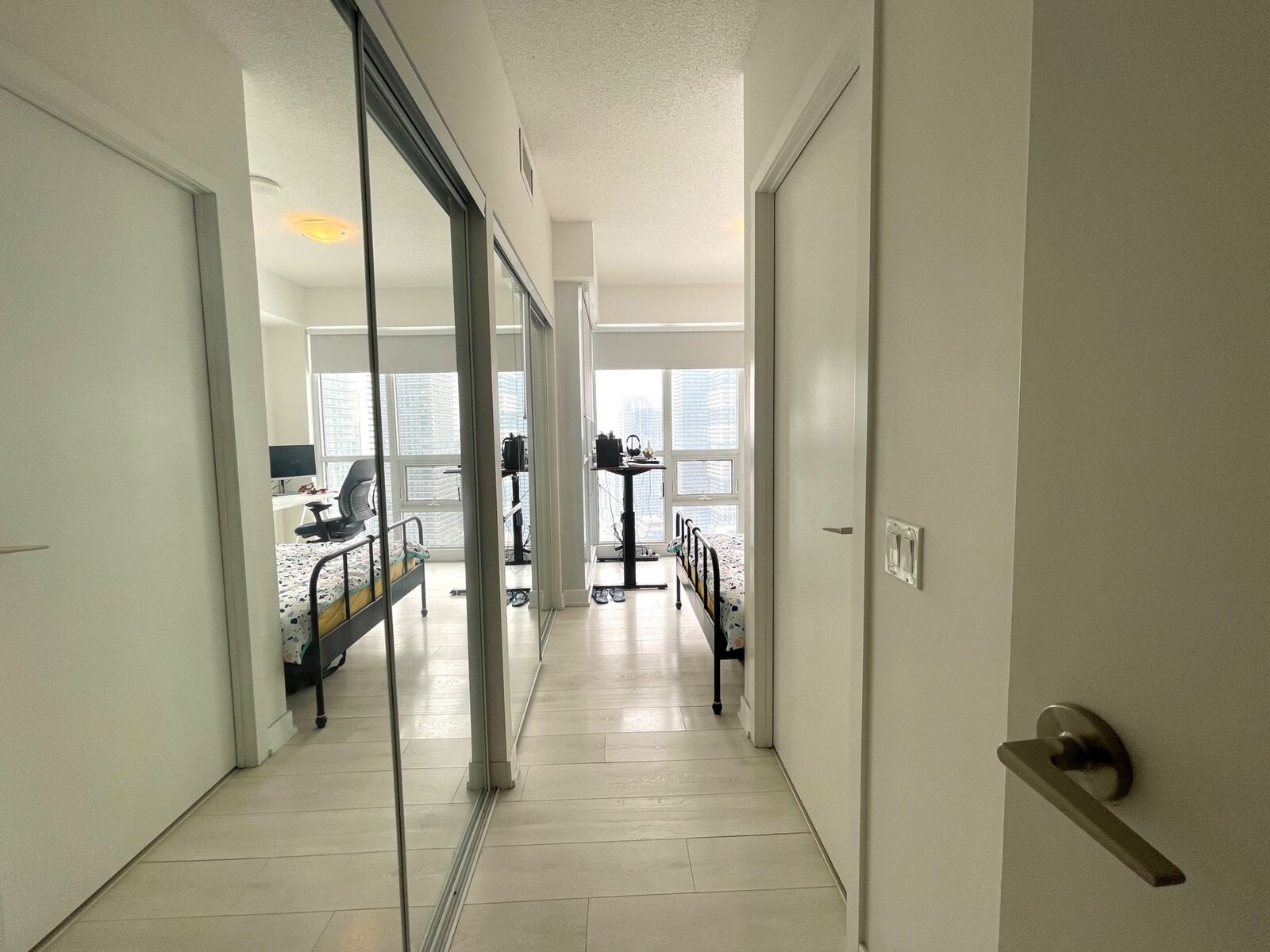 2200 Lake Shore Boulevard W photo 8
