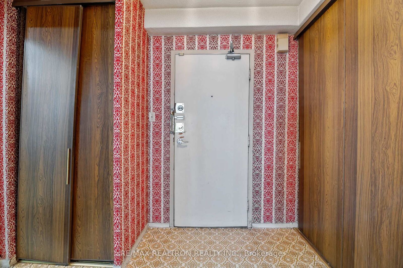 155 Marlee Avenue photo 12