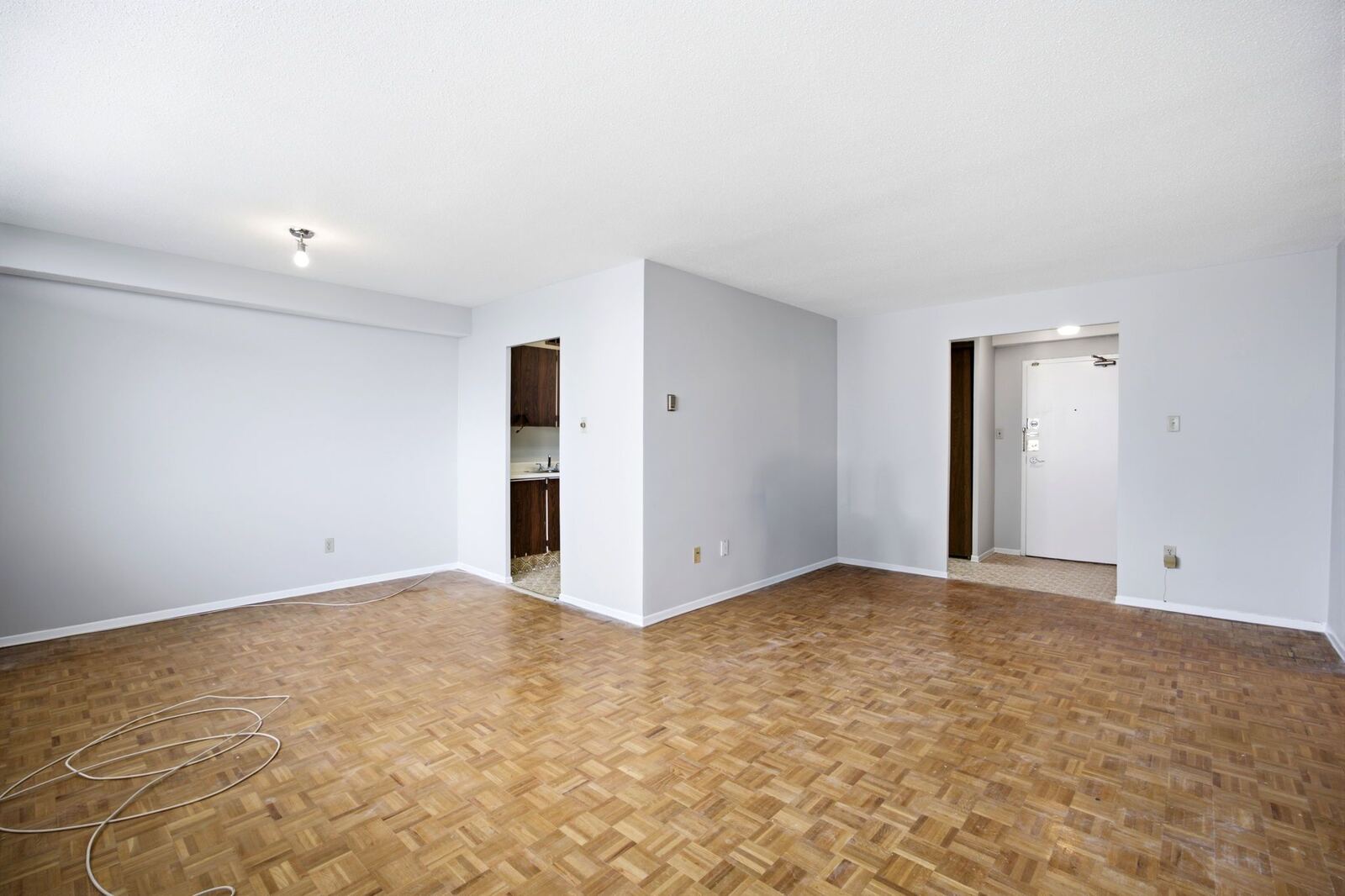 155 Marlee Avenue photo 33