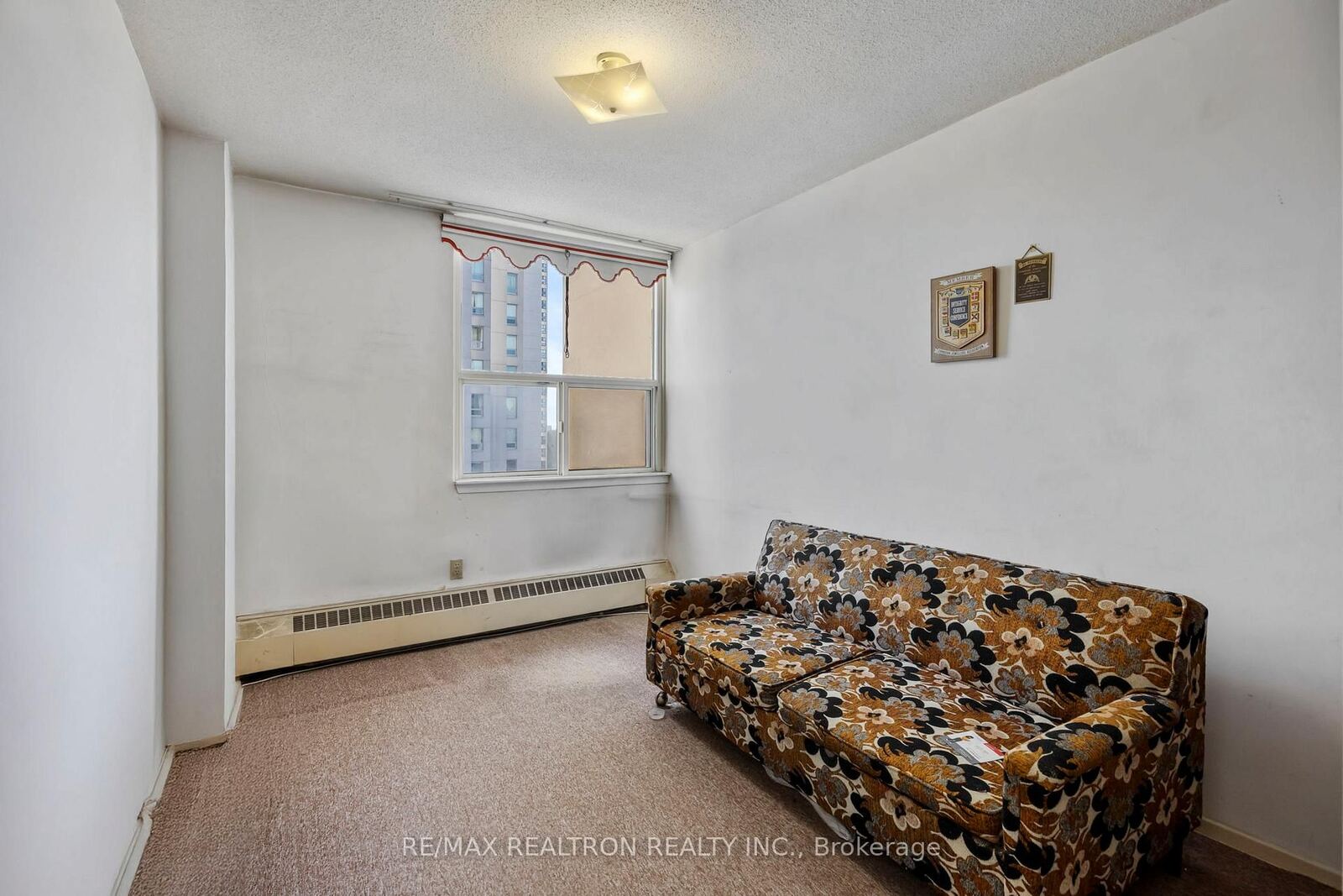 155 Marlee Avenue photo 40