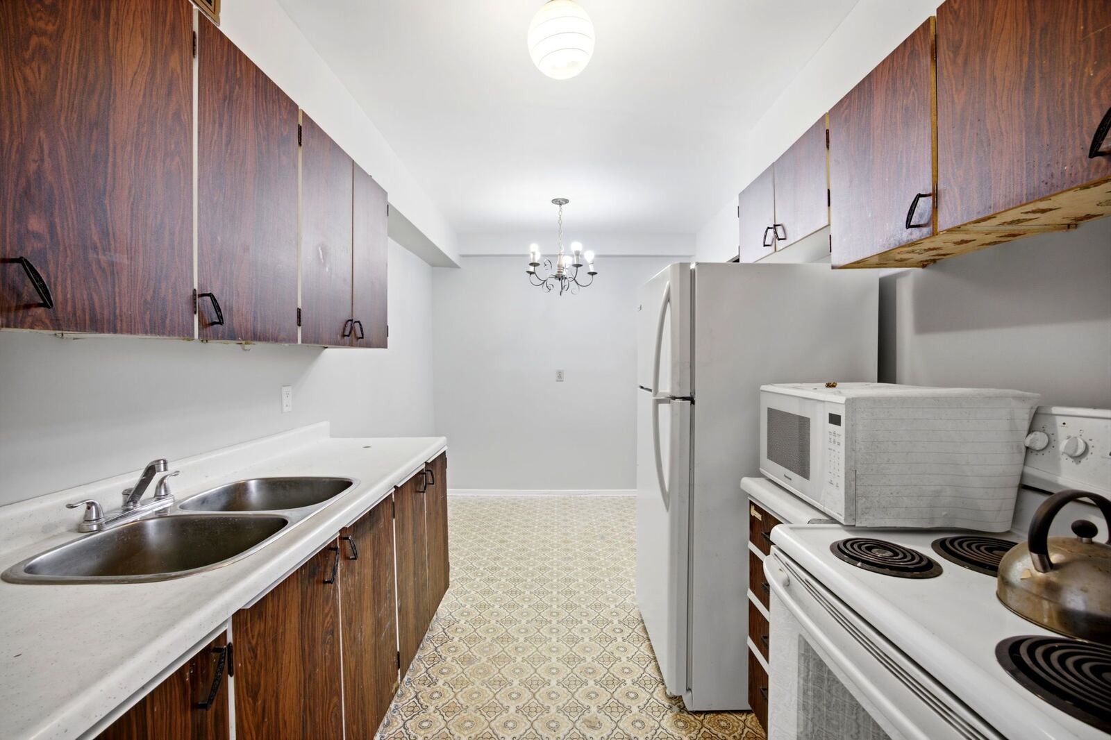 155 Marlee Avenue photo 41