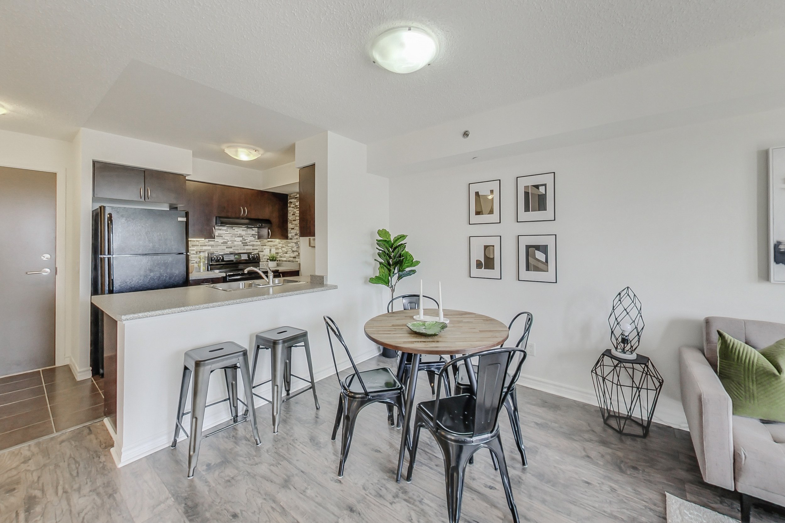 35 Saranac Blvd #1115