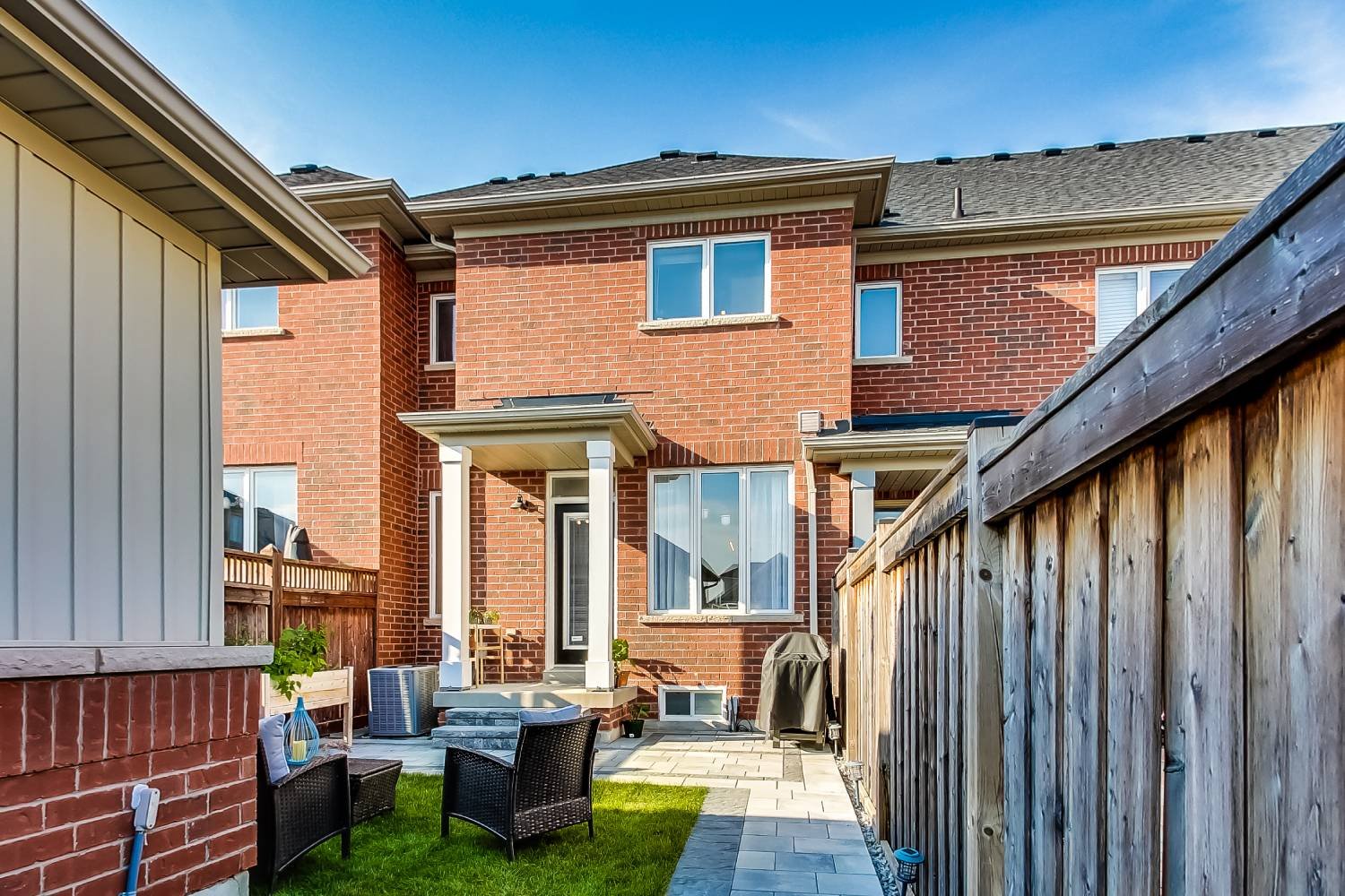 14 Dalton Gardens Lane