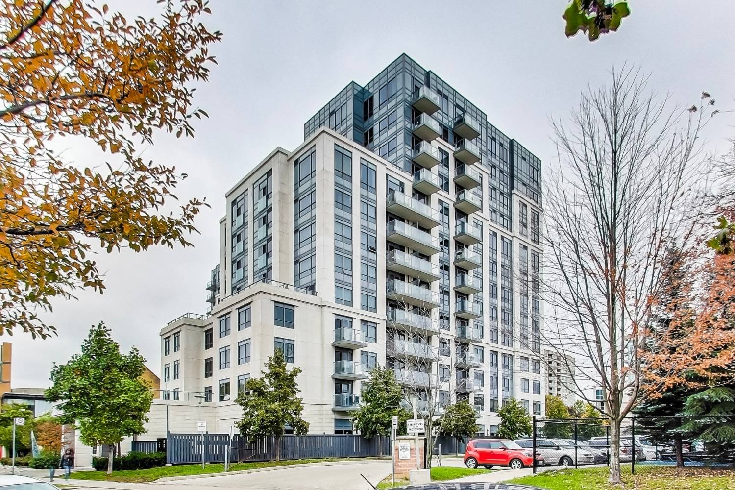 112 - 35 Saranac Blvd