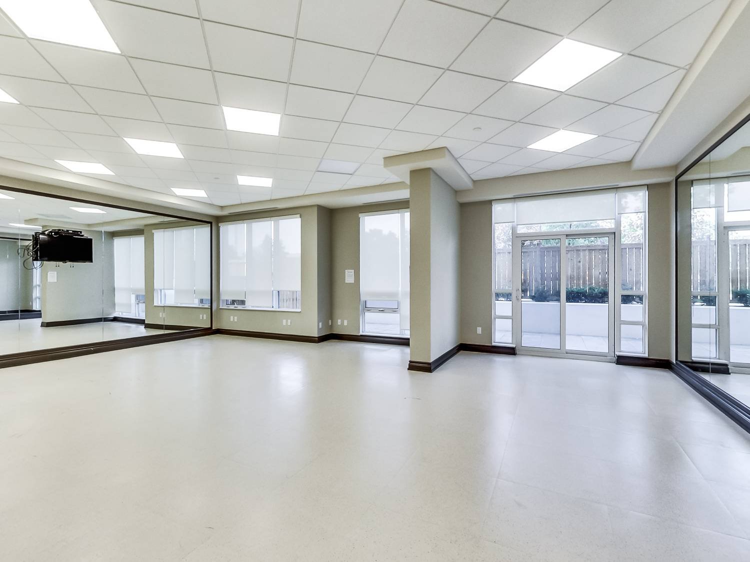 35 Saranac Boulevard #522