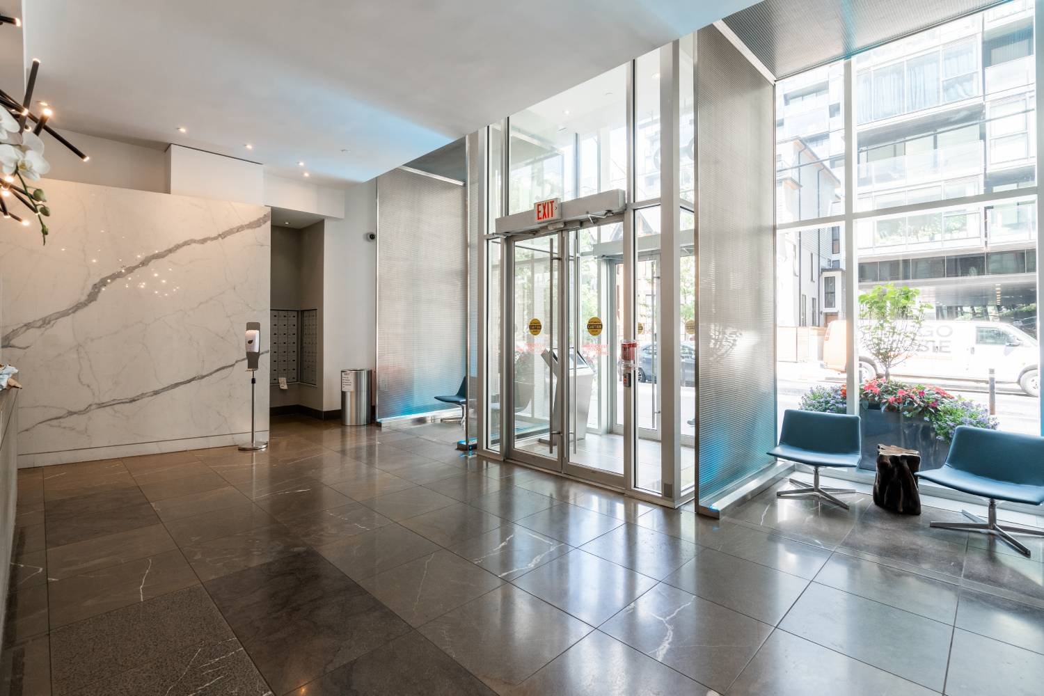 55 Stewart Street #917
