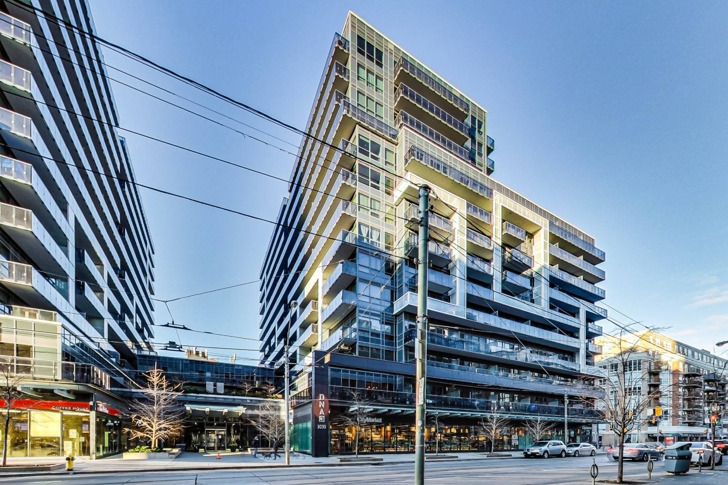 King West condo — find your rental