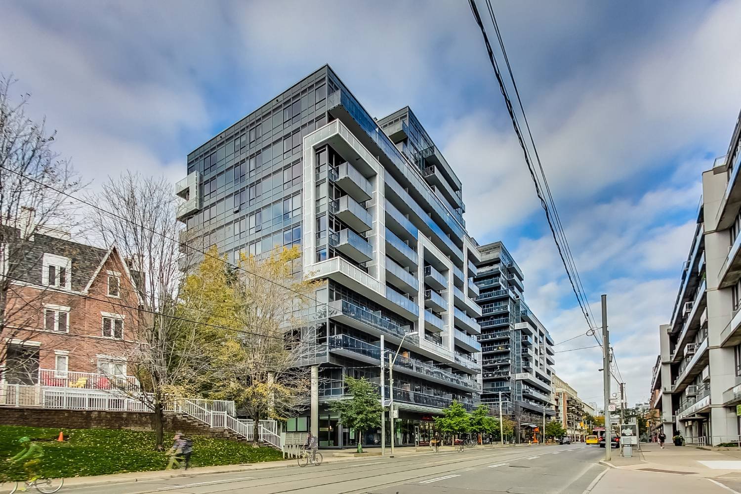 1030 King St W #718