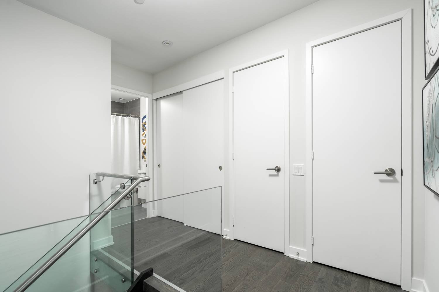 185 Roehampton #701
