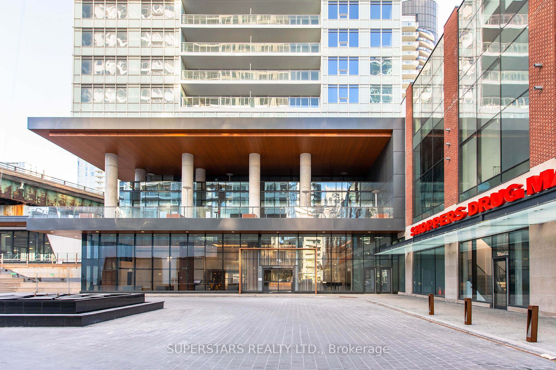 17 Bathurst Street 3516A, Toronto C01, ON M5V 0N1
