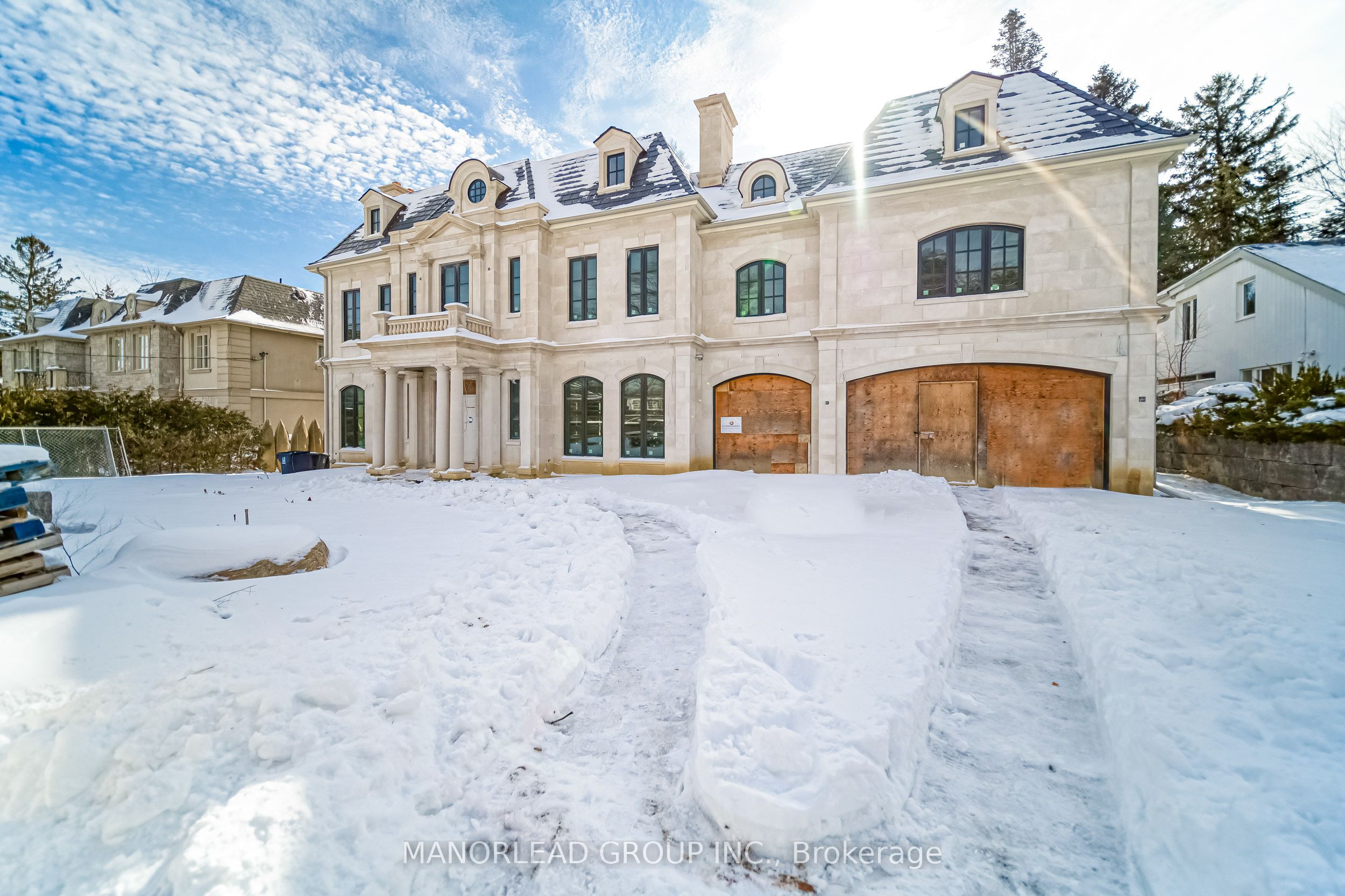 19 Royal Oak Drive, Toronto C12, ON M3C 2M3