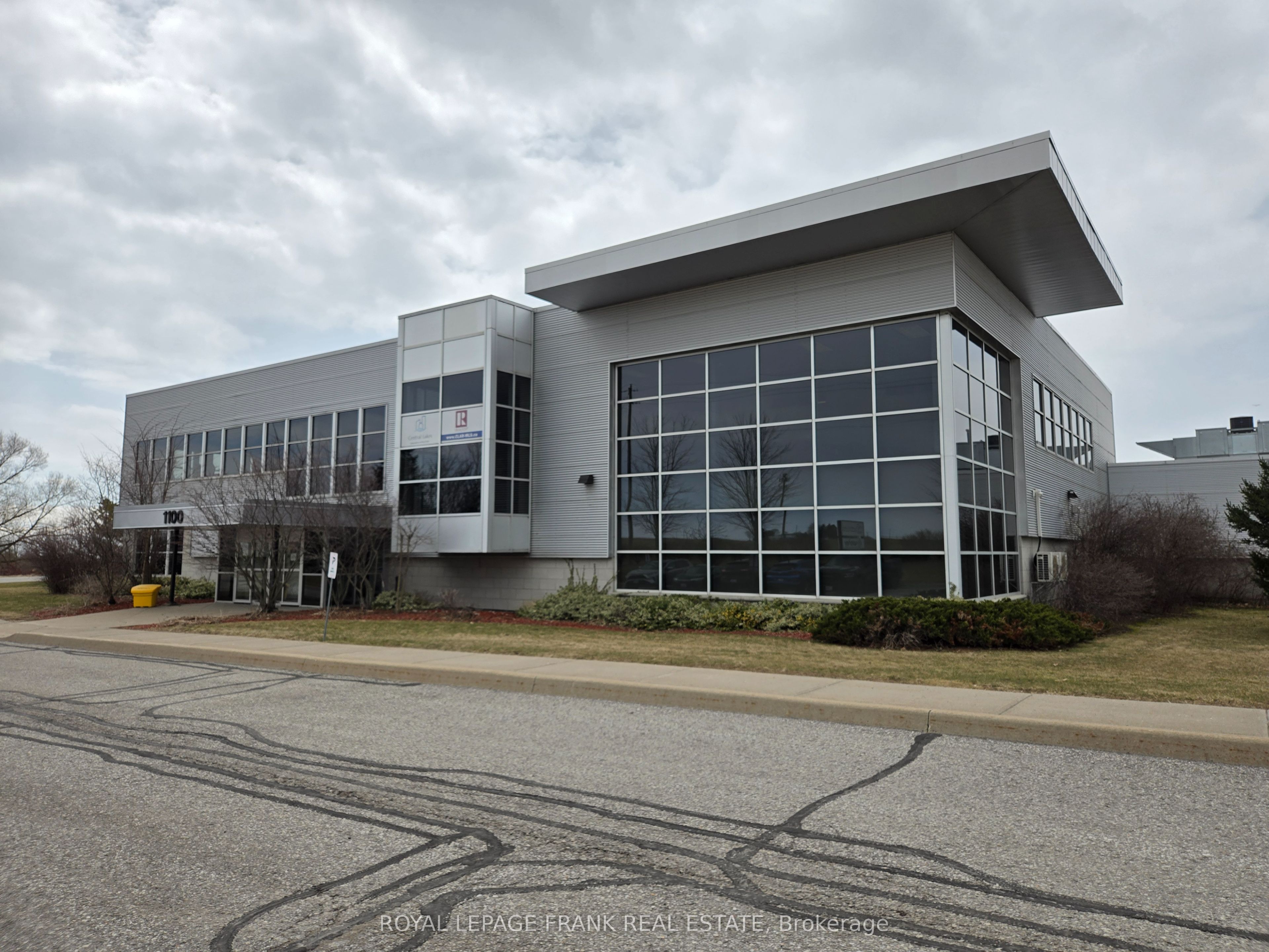 1100 Bennett Road 105, Clarington, ON L1C 3K5