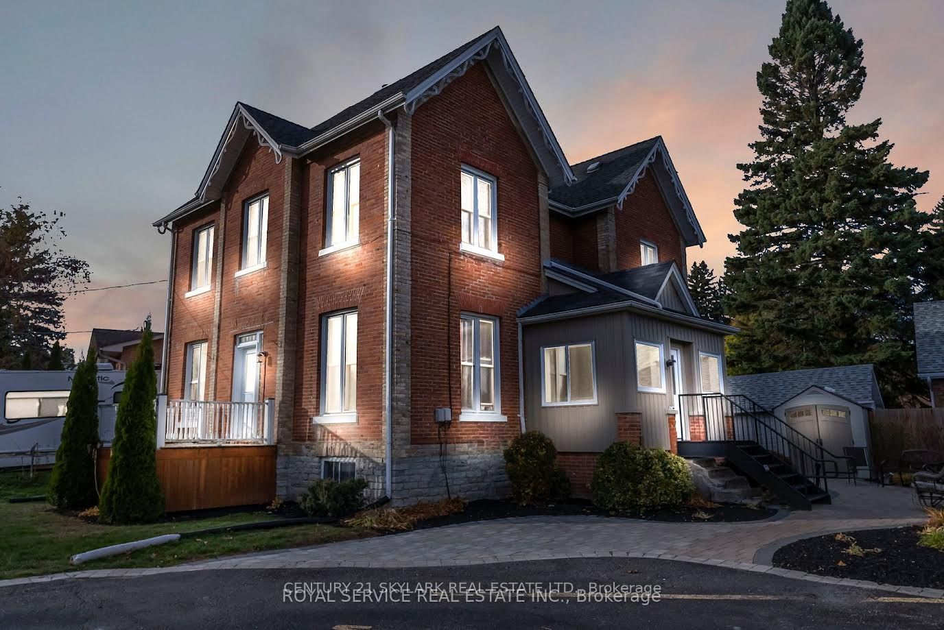 8 Wellington Street 4, Clarington, ON L1C 1V2