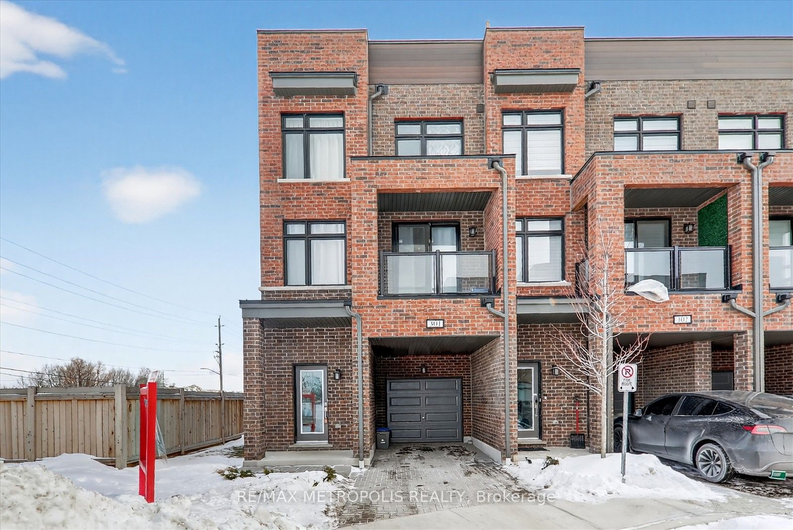 1865 Pickering Parkway 301, Pickering, ON L1V 0H2