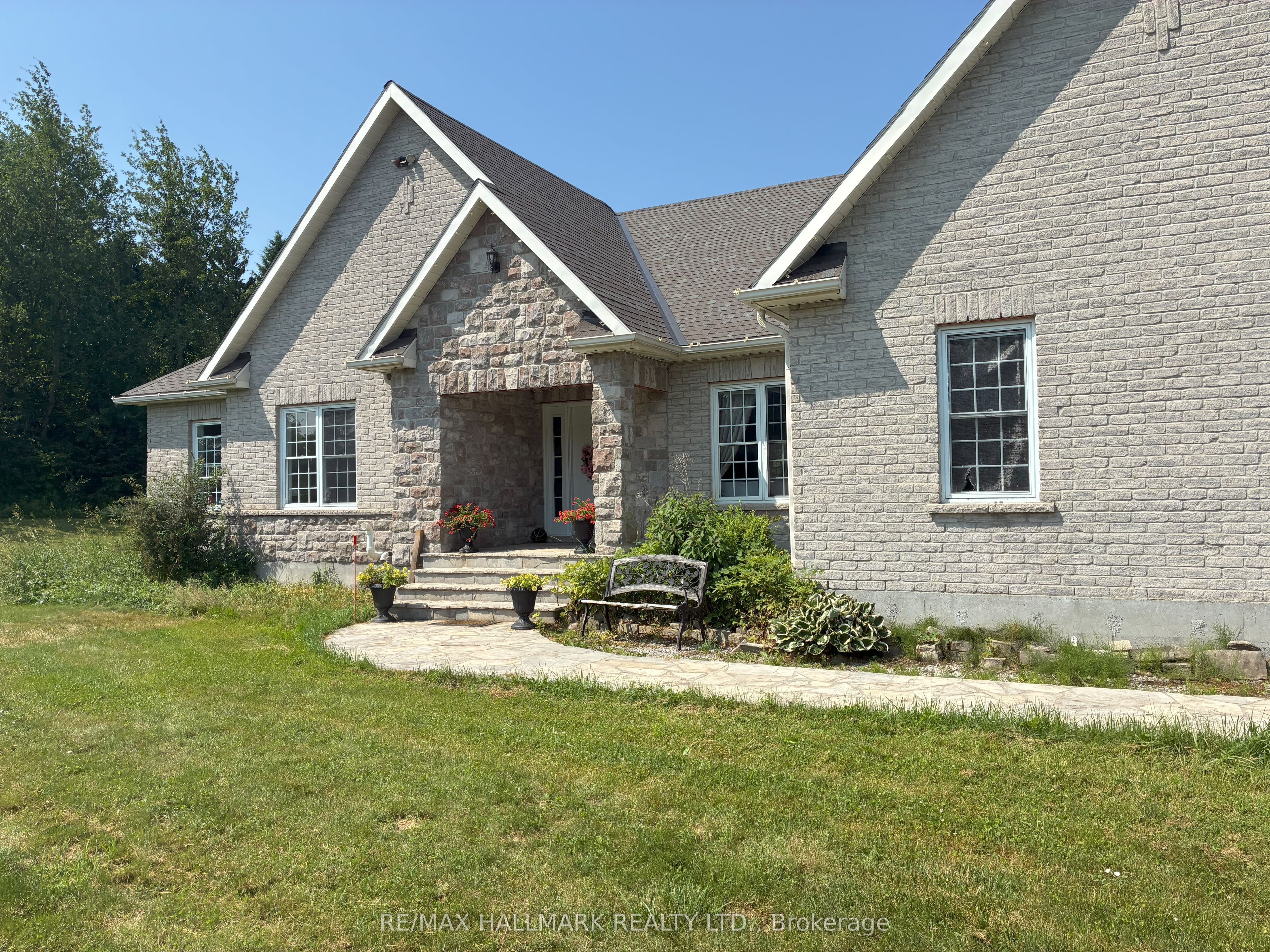 11110 Simcoe Street N, Scugog, ON L9L 1B3