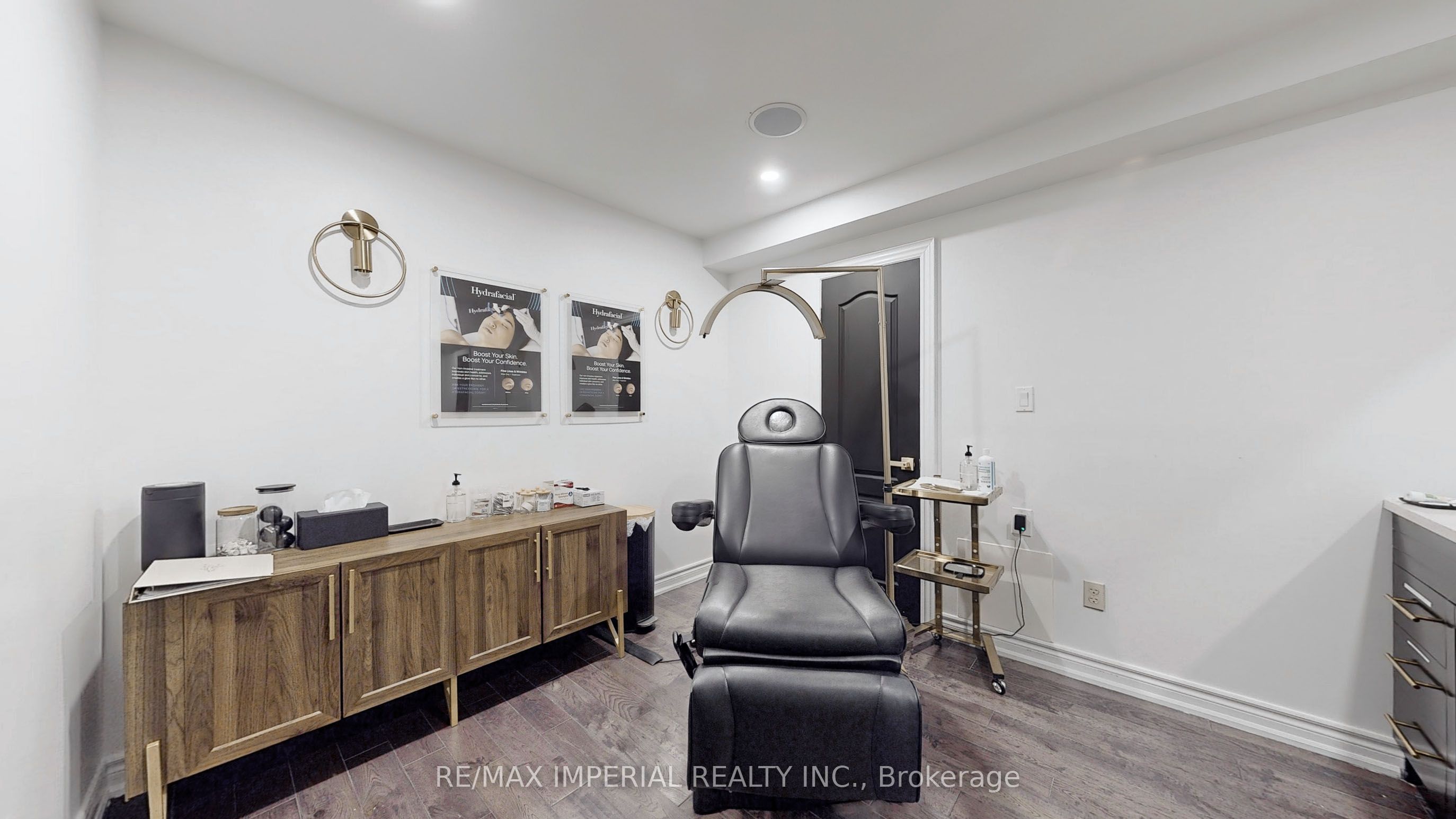 156 Main (Unionville) Street Room1&2, Markham, ON L3R 2G9
