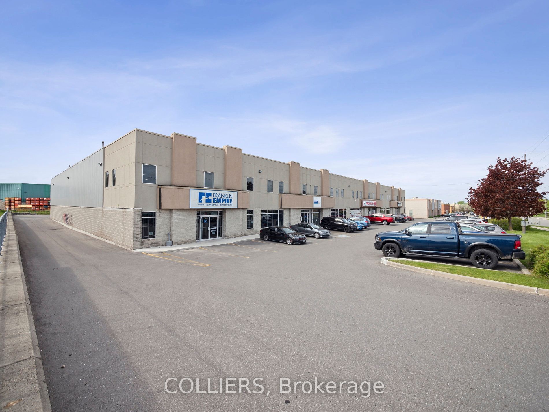 1206 Ringwell Drive, Newmarket, ON L3Y 8V9