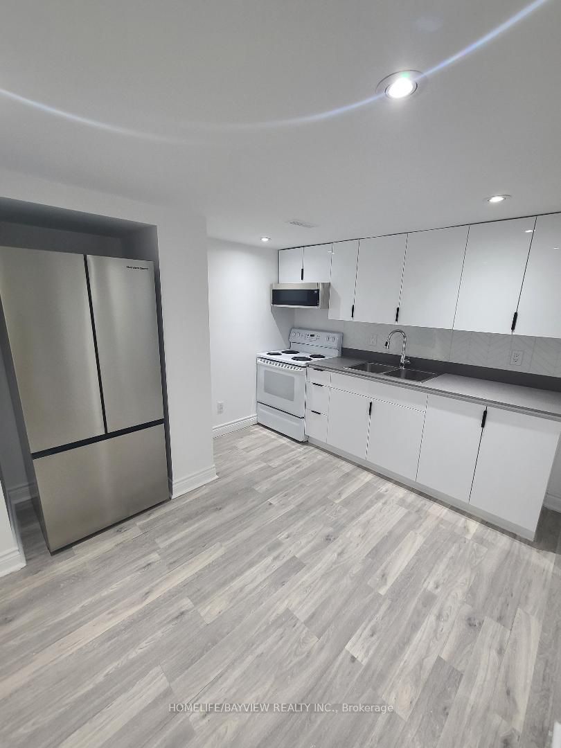 26 Millcroft Way (Bsmnt), Vaughan, ON L4J 6P1