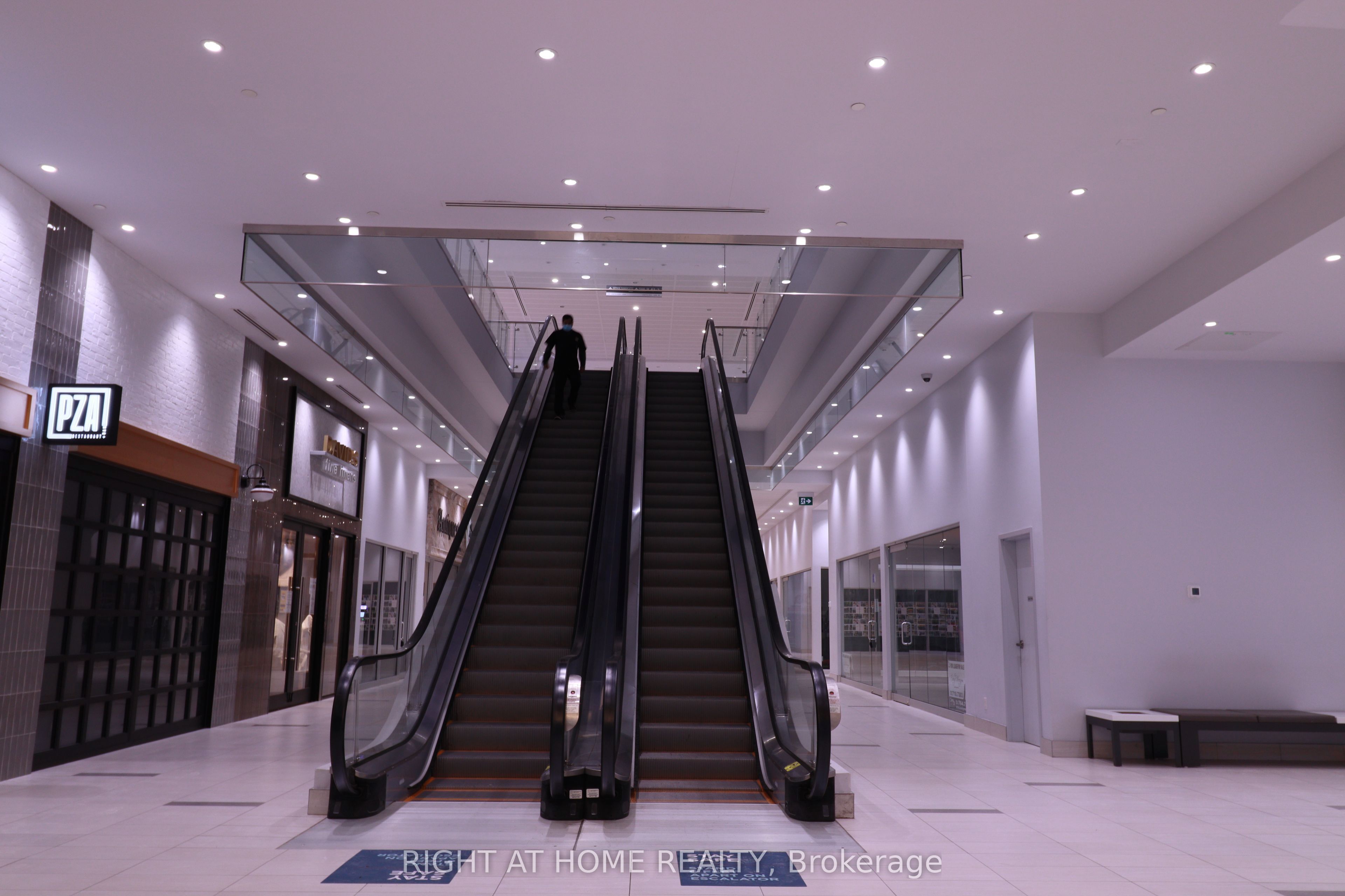 7777 Weston Road 229, Vaughan, ON L4L 0G9