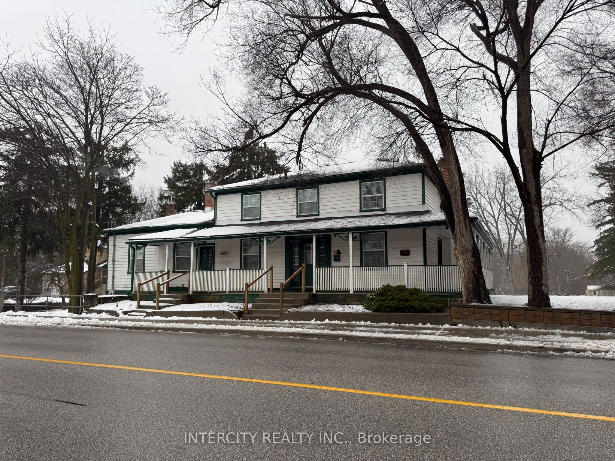 117 Clarence Street Upper, Vaughan, ON L4L 1L4