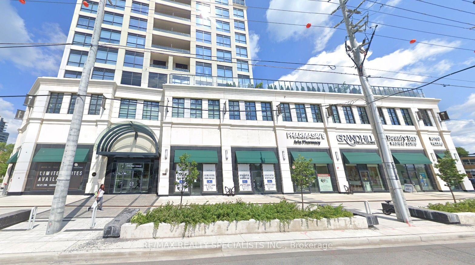 7097 Yonge Street 1, Markham, ON L3T 2A7