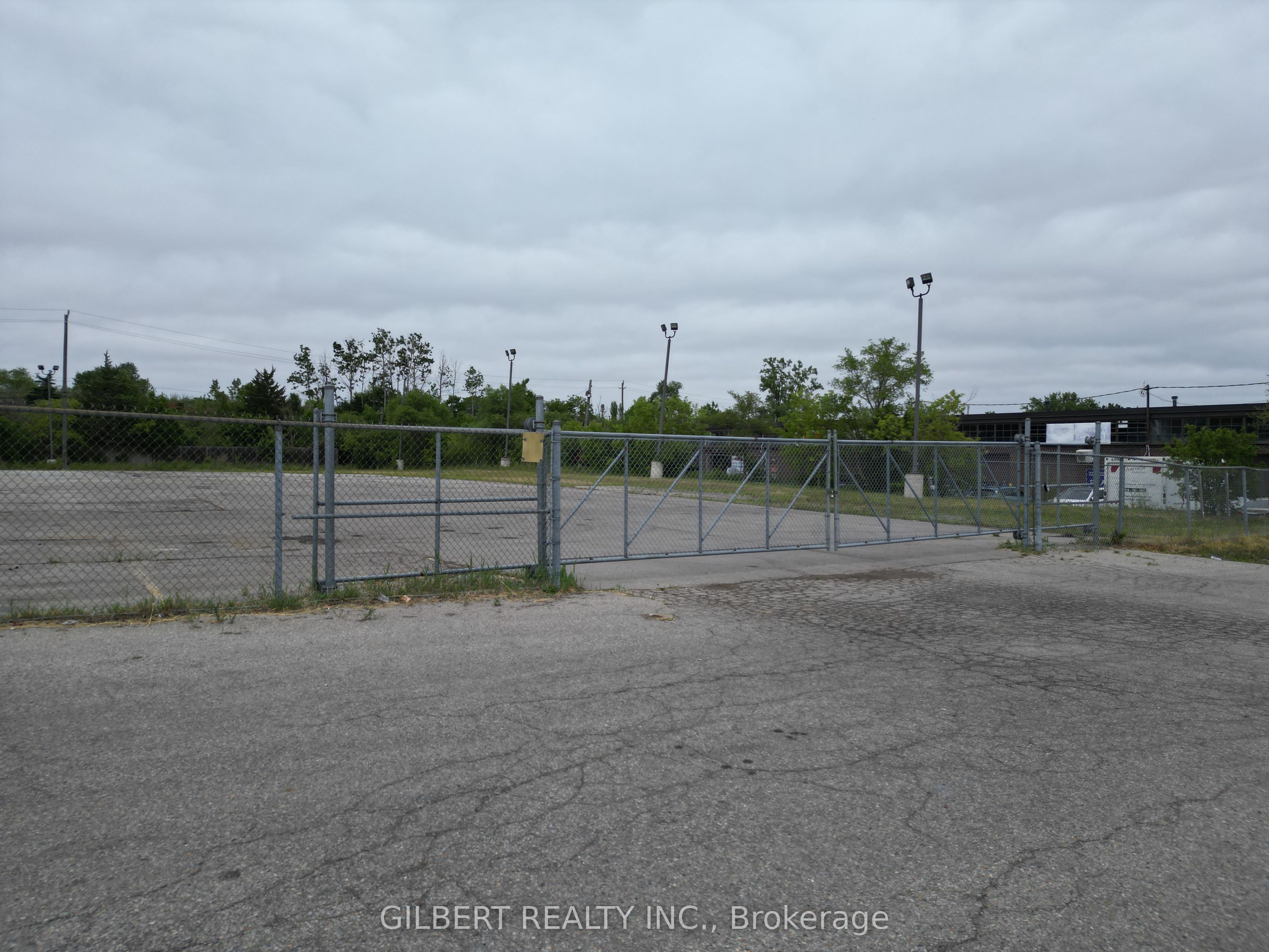 120 Doncaster Avenue, Markham, ON L3T 1L3