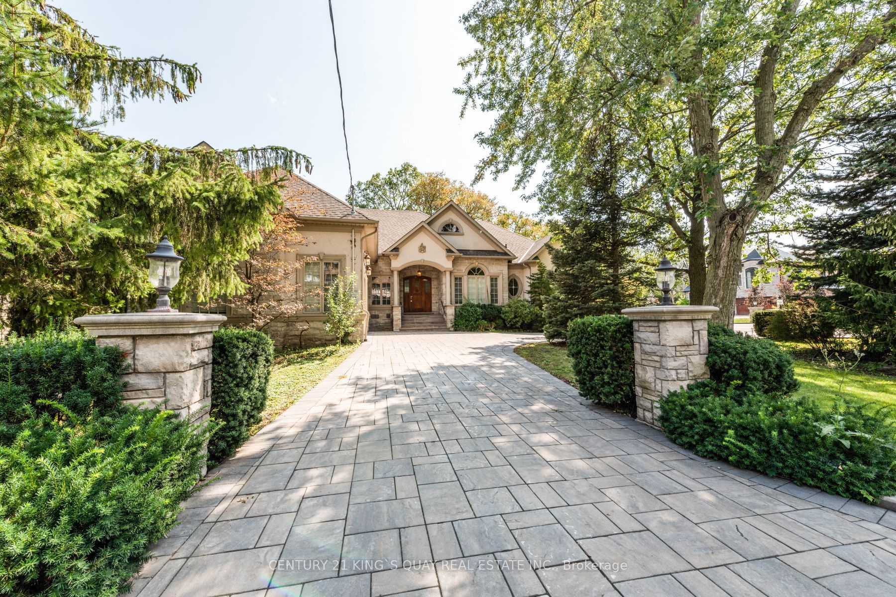 1 River Bend Road LL1, Markham, ON L3R 1K4
